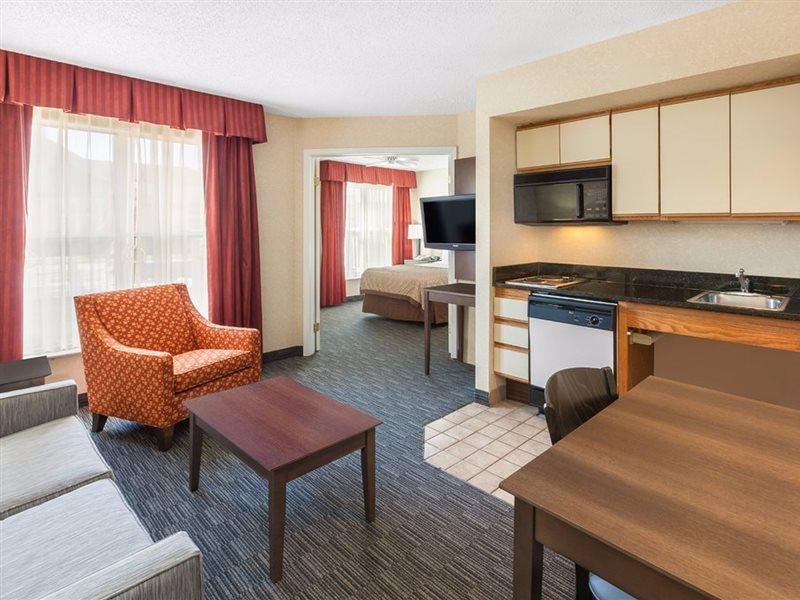 Affordable Suites Of America Detroit-וורן מראה חיצוני תמונה